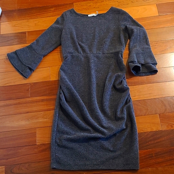 Maternity dress - Picture 1 of 3